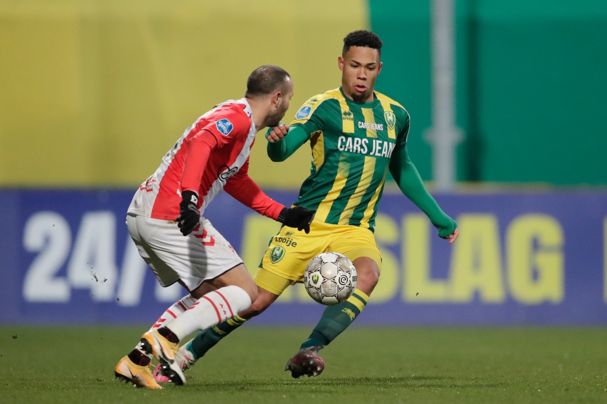 欧冠赛场上 欧冠赛场上